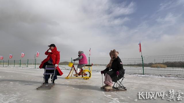 妙趣横生 风情独具 到康巴诺尔赴一场冰雪之约