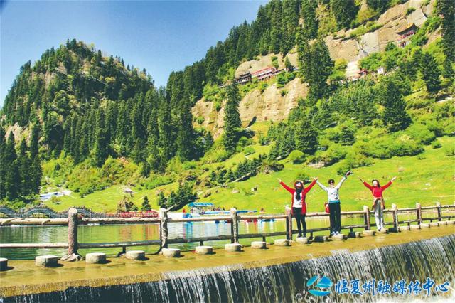 临夏州各县市国庆节旅游市场“热力十足”