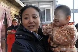 22年收养118名孤儿，感动中国的李利娟，最终被董明珠送进了监狱图片