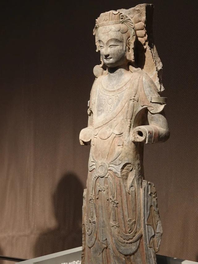青州博物馆笔记，与他们对视三秒你能不能忍住不笑？青州的微笑