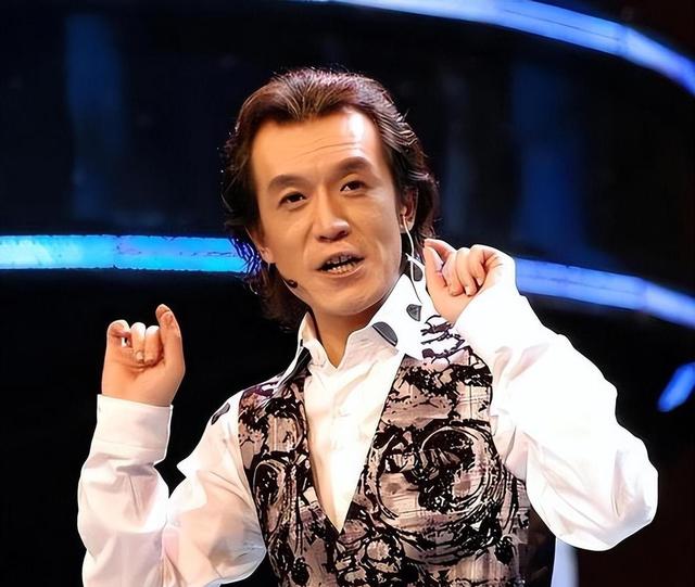 时隔多年李咏死因被揭开，妻子哈文道破真相，难怪选择葬身美国