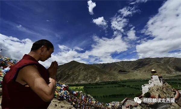 山南•乃东，西藏历史上的第一座宫殿雍布拉康，雄伟壮观