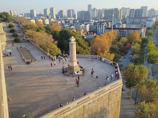 鄂渝行第八天：漫游大武汉