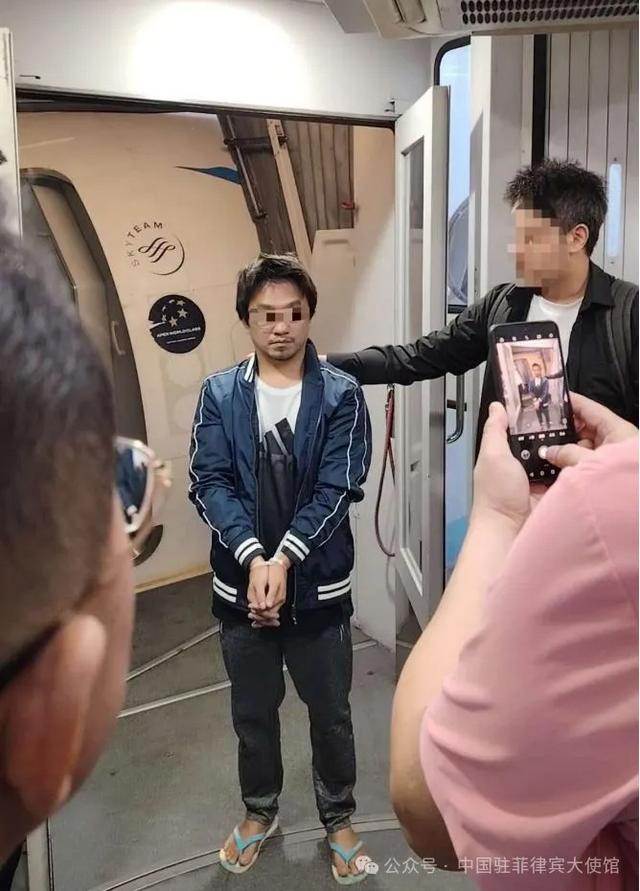 昨夜今晨丨雨雪来了！天津一区黄色预警丨知名歌手回应国籍传闻丨北京朝阳警方通报丨一地深夜地震