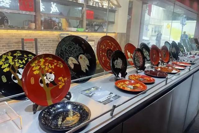 “工业风”旅游很火？成都这10处必打卡！