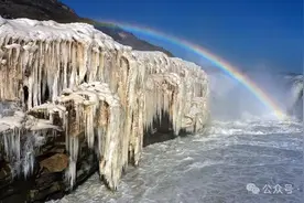 摄影者说 | 25年，一位农民和壶口瀑布的对话图片