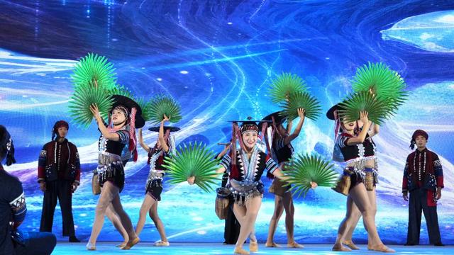 “文化中国行”红河专场燃爆云南文博会 多彩非遗与文旅魅力惊艳全场