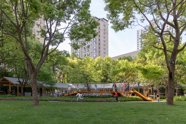 进博会倒计时！这些场所装扮一新，你打卡了吗？