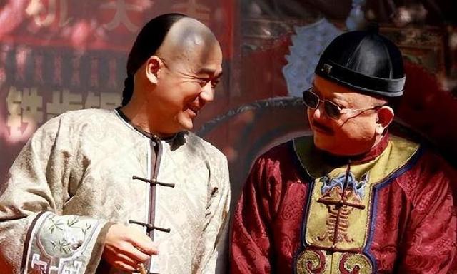 野史：乾隆说上联：鼠无大小皆称老，纪晓岚对出下联，堪称经典
