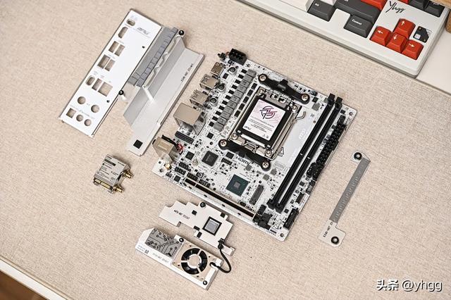 小身材大能量——微星 MPG B850I EDGE TI WIFI 刀锋钛主板开箱简测