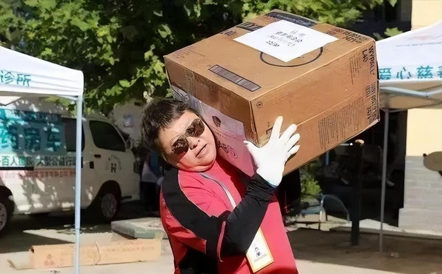 贪污上亿，侵吞善款，韩红被实名举报，5年了有人给她道歉吗？