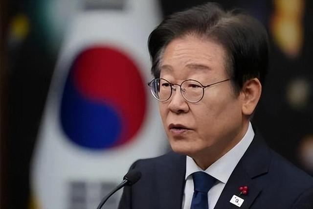 中方不必留座，李在明9月行程要凉，王毅挂断电话，送韩国一句话