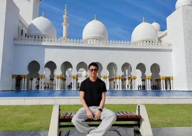 从确诊到去世仅15天,“央视最帅主持人”的遭遇给所有人提了个醒