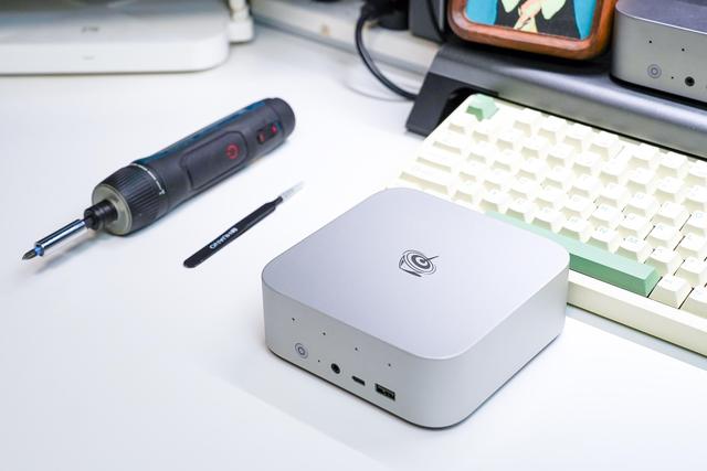 升级五年质保+大战3A游戏丨零刻SER9PRO H 255拆解评测+调试分享
