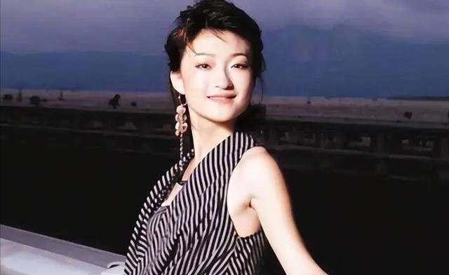 假学历，假豪门，从头假到脚？“央视名嘴”杨澜丈夫遭全网质疑？