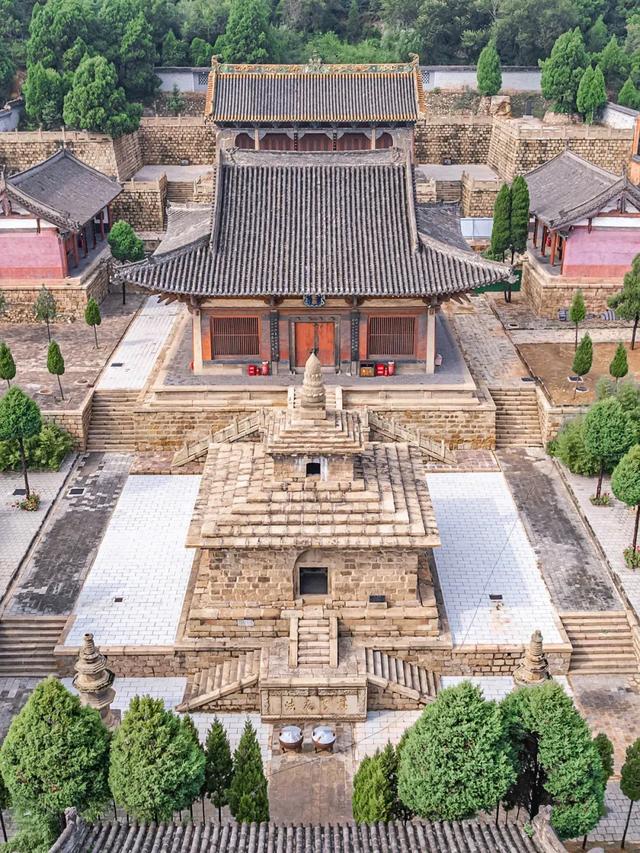 刚从山西回来,发现一个冷门的避暑城市,人少凉快又有好看的风景