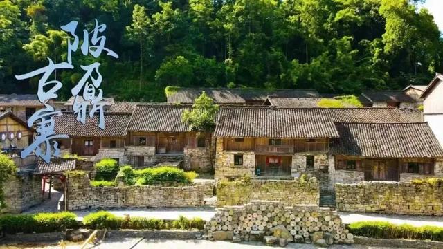 乡游黔中 · 册亨县 威旁村丨古寨石韵绕青山 布依笙歌醉流年