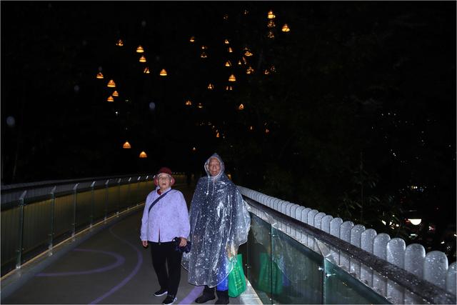 昆明的空中栈道建设是一个极好的构思