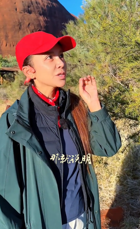 曾为著名央视主持人的王小丫，两次婚姻均未怀孕，如今成普通大妈
