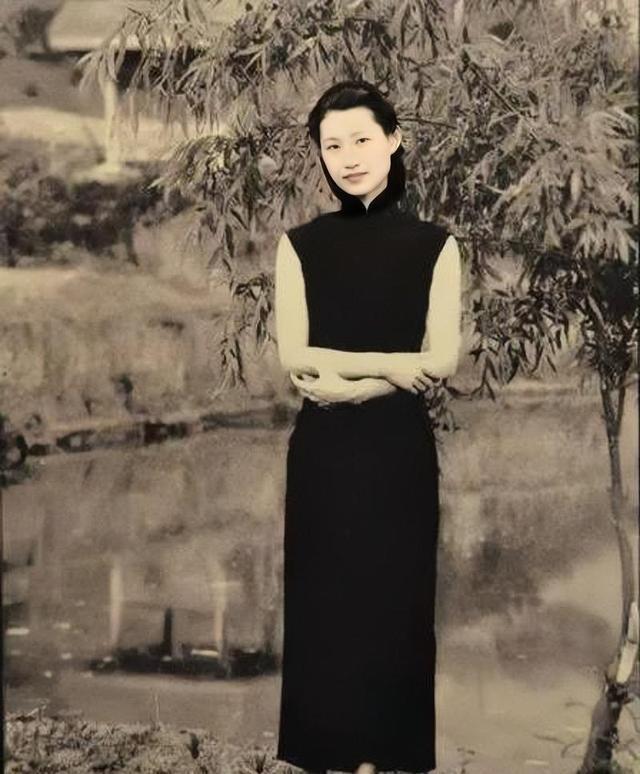 这是张学良老婆赵四小姐真实样貌，并非演员饰演而是货真价实真品