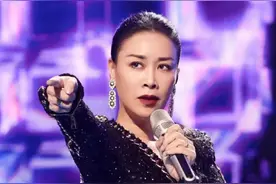 既然都叫“叶赫那拉英”了，那么那英的“那”到底应该怎么读？图片