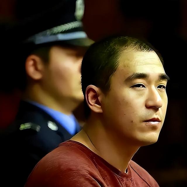 再多钱有什么用？70岁身家过亿的张国立，还是要为43岁儿子操碎心