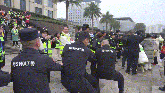 震撼•暖心•有趣！南充嘉陵警方举办的这个活动超燃超火爆……