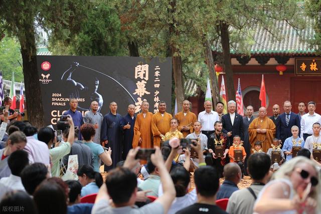 国内9大景区口碑崩塌！游客怒斥巨坑，第一名令人寒心…