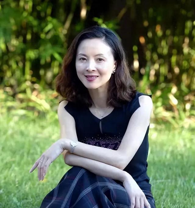 回国5天后安详离世！生前花20万美元盖学校，弥留之际包机回中国