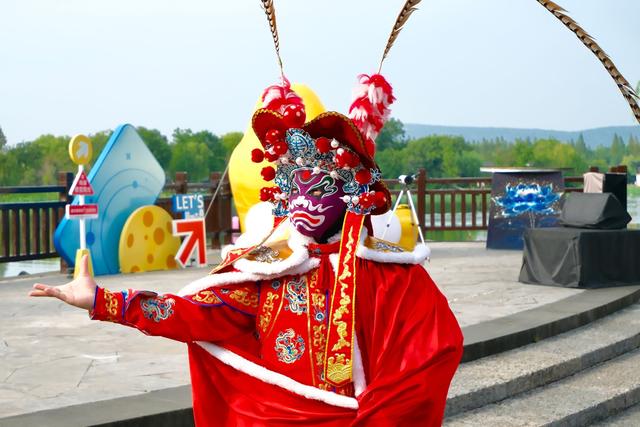 常熟尚湖风景区，曾是姜太公钓鱼的地方，现在是休闲观光的好去处