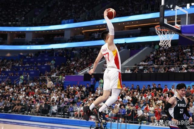 中国男篮在北京五棵松，遭遇开门黑