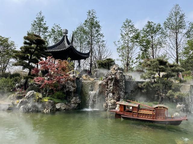 刚从扬州回来，毫不客气的说，扬州就是全国郊区城建天花板！