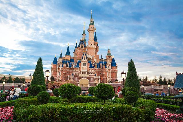 10亿美金+200个IP！迪士尼与OpenAI联手，超车改写行业规则