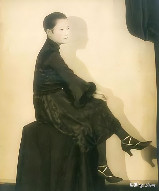 她是上海首席名媛，和戏子私奔生下6个孩子，如今个个都家喻户晓