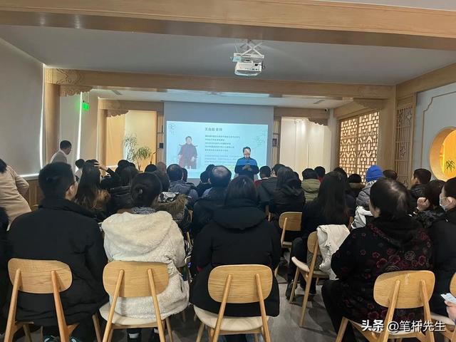 休学成教育第四风口	，千亿蓝海藏百态，理想投机自救谋生皆入局