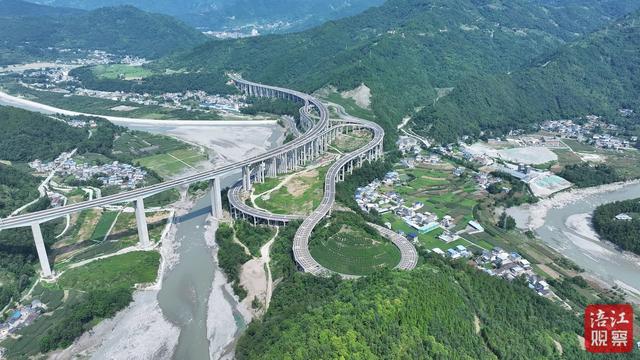 九绵高速通车满月观察：一条路激活区域文旅新格局