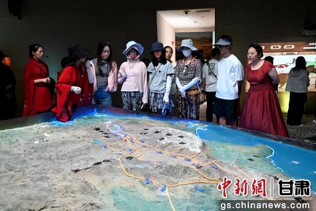 敦煌文旅融合出新出彩