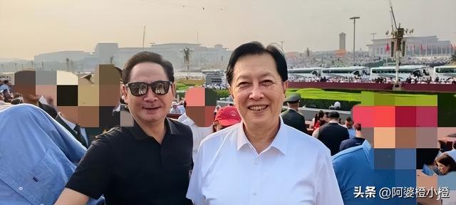 人在做天在看!唐国强观看阅兵才过2天，让人担心的事情还是发生了