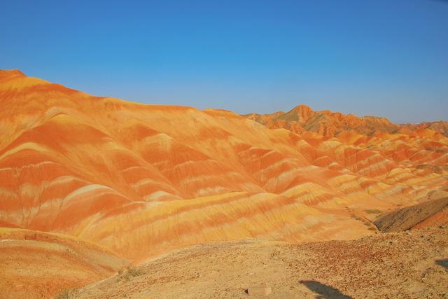张掖七彩丹霞，一处“被上帝打翻的调色盘”，看大自然的鬼斧神工