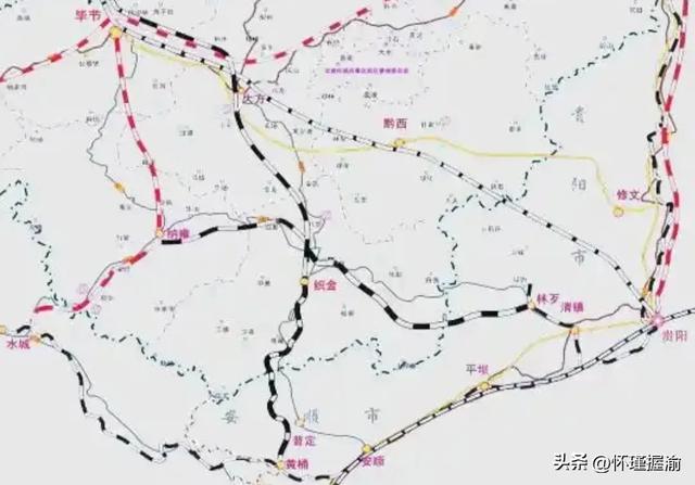 贵州：四大城市中间的县城，四条铁路汇聚，车次却不多
