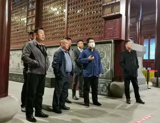 释永信被抓不到半个月，全家老底被扒，原来他只是冰山一角！