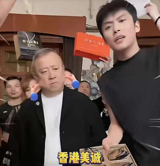 72岁曾志伟又给所有男人上一课！可以贪财，可以好色，但别踩红线