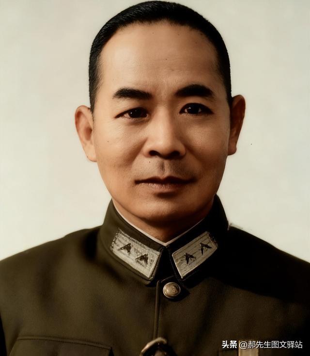 他们课本里的“叛徒”是我们的英雄，《沉默的荣耀》真实到刺骨。