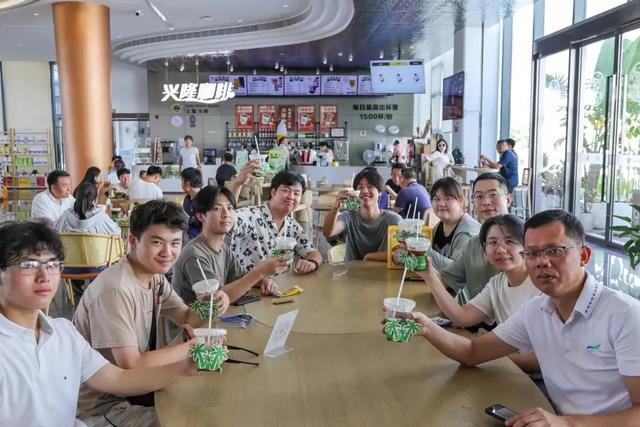 夯爆了!万宁7条春节旅游线路,喊您穿短袖过大年!