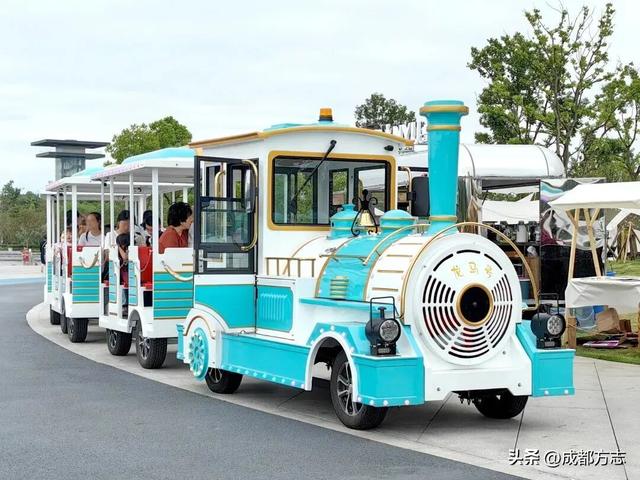 成都版“天空之境”上线！遛娃打卡两不误→