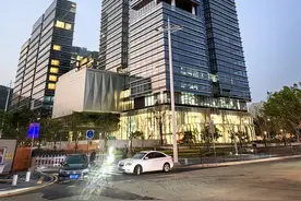 走近抖音厦门滨北超级总部基地办公楼图片