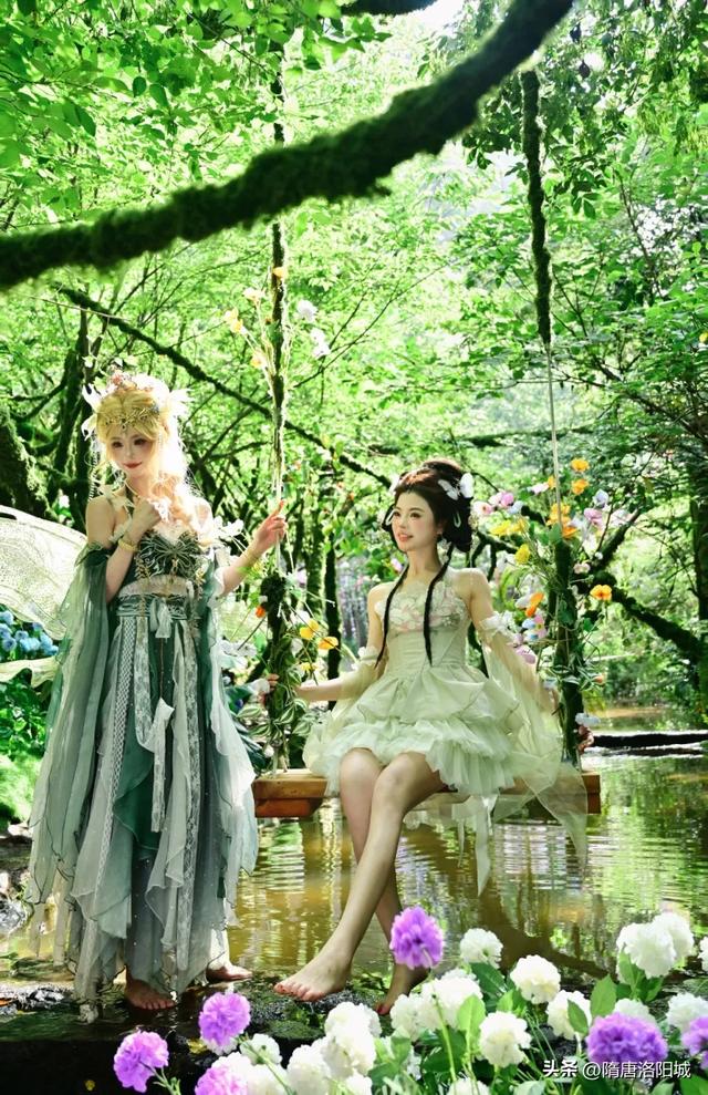 太美啦！@各位小仙女，洛阳这里上新“绿光森林”梦幻场景！
