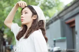 那年邻居帮我家收了10亩麦子，他女儿上大学后，来家里找我图片