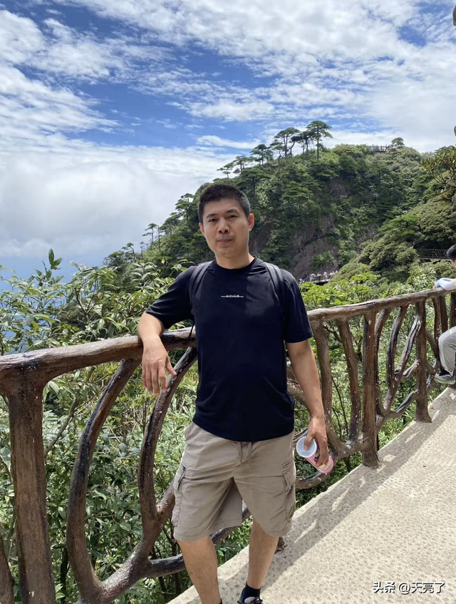 每一次出行，我和孩子都发自内心地爱上他