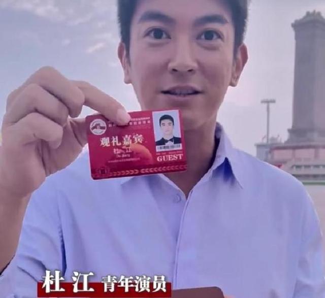 谢霆锋没想到，张柏芝凭阅兵当天的举动，口碑暴增，尽显格局之大